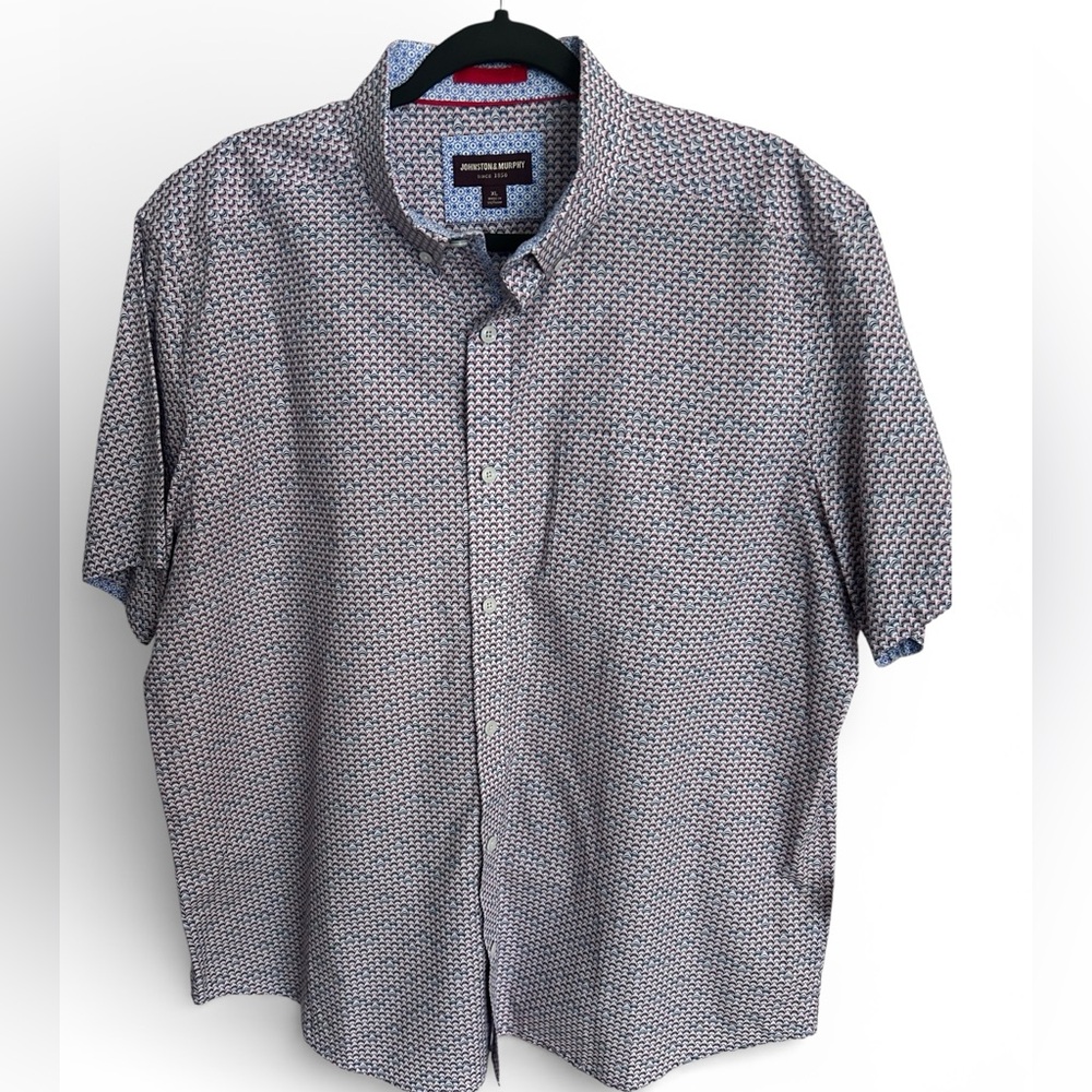 Johnston & Murphy Men’s Button Up Casual Shark Pattern Short Sleeve Shirt